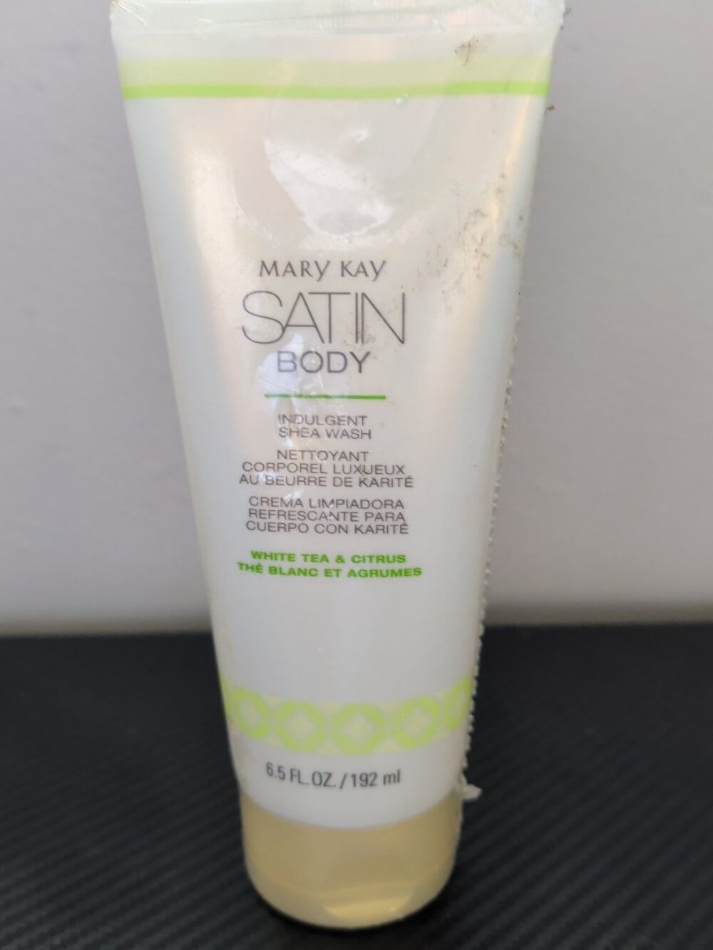 MARY KAY SATIN BODY~INDULGENT SHEA BODY WASH~SHOWER GEL~WHITE TEA AND CITRUS